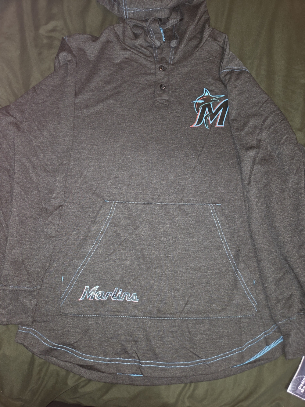 Miami Marlins Long Sleeve Hooded Pullover Warm-up Shirt - True Fan MLB - Medium